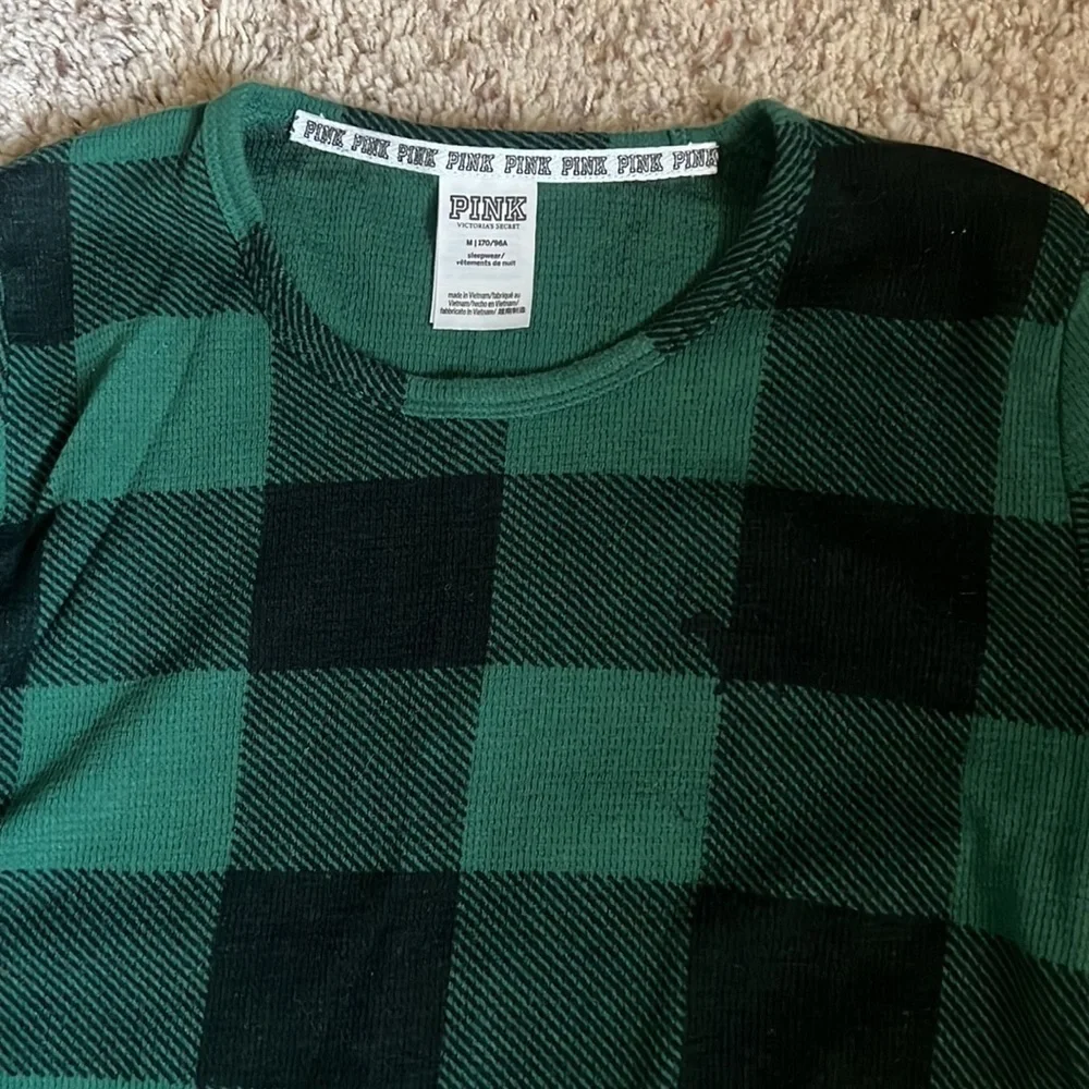 NEW Condition PINK Victoria’s Secret black/green plaid super soft 2-piece PJ set